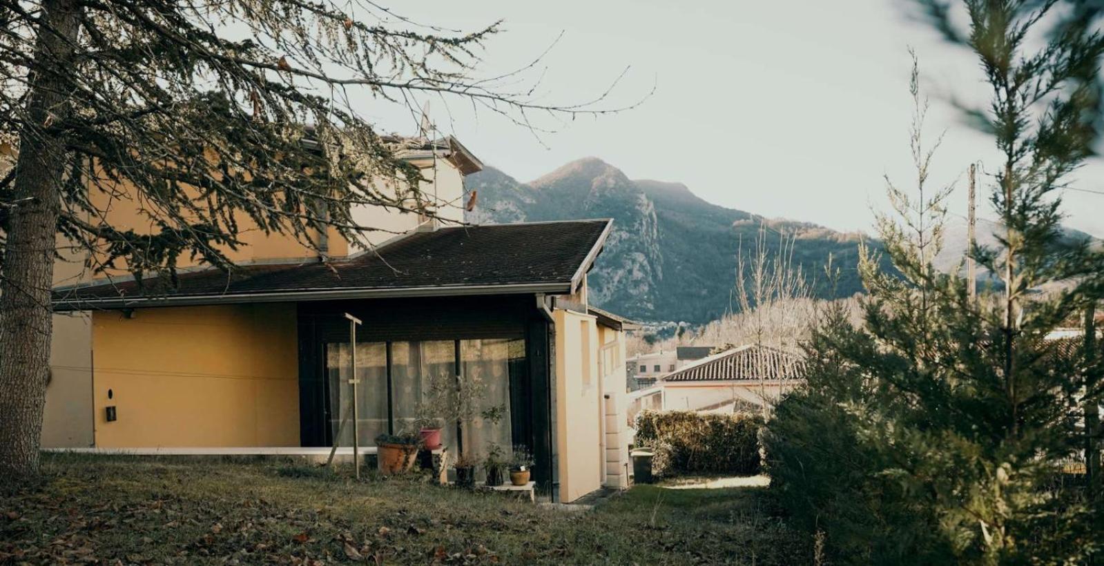 Le Nopal Bleu Apartment Tarascon-sur-Ariege Luaran gambar